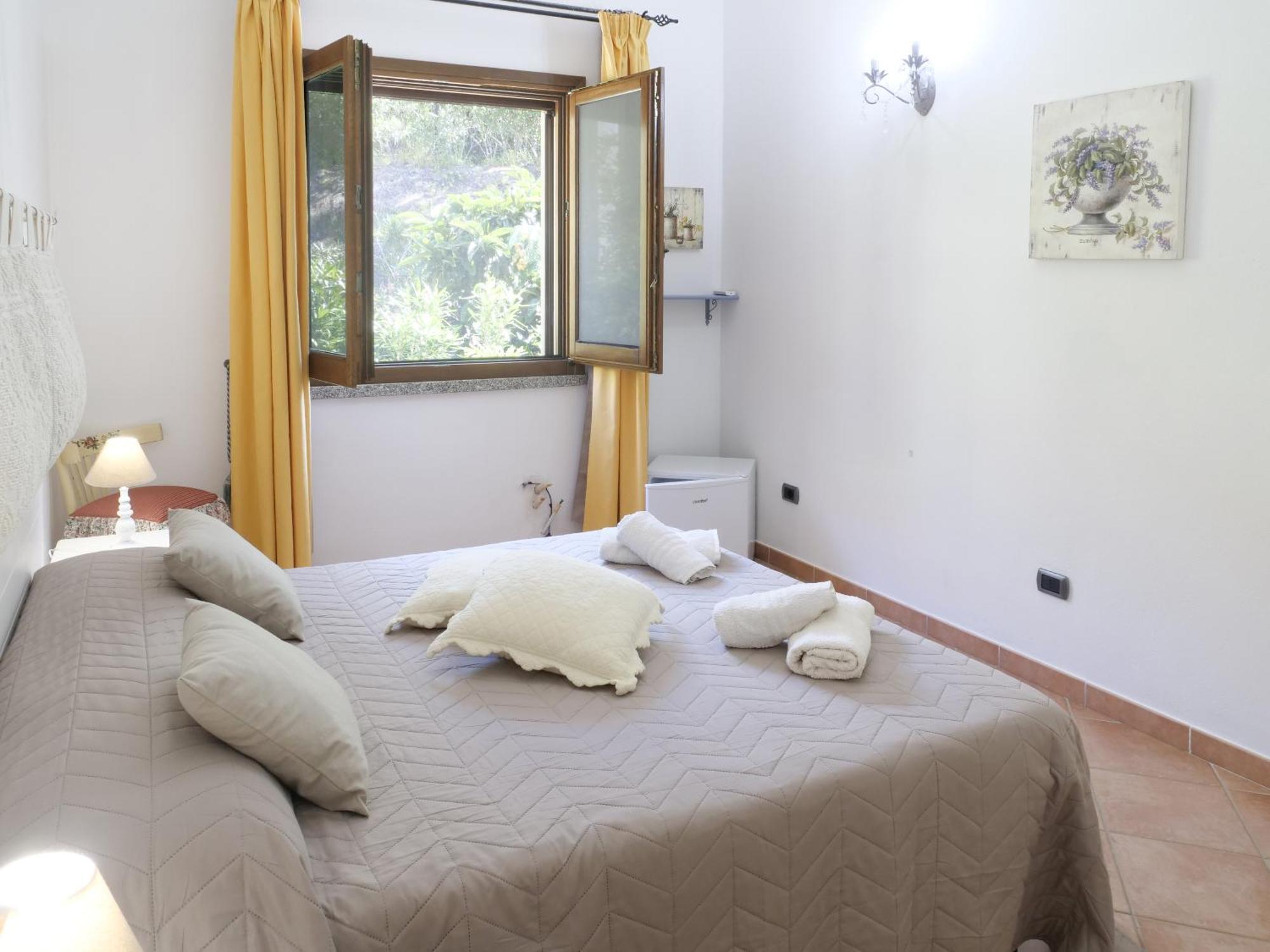 B&B La Vela Chia Bagian luar foto